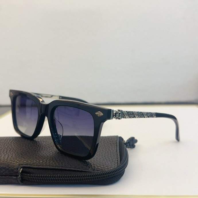 Picture of Chrome Hearts Sunglasses _SKUfw60553436fw